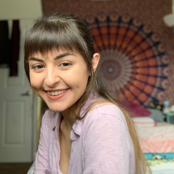 Meet your Posher, Thalia - Picture 3 of 4